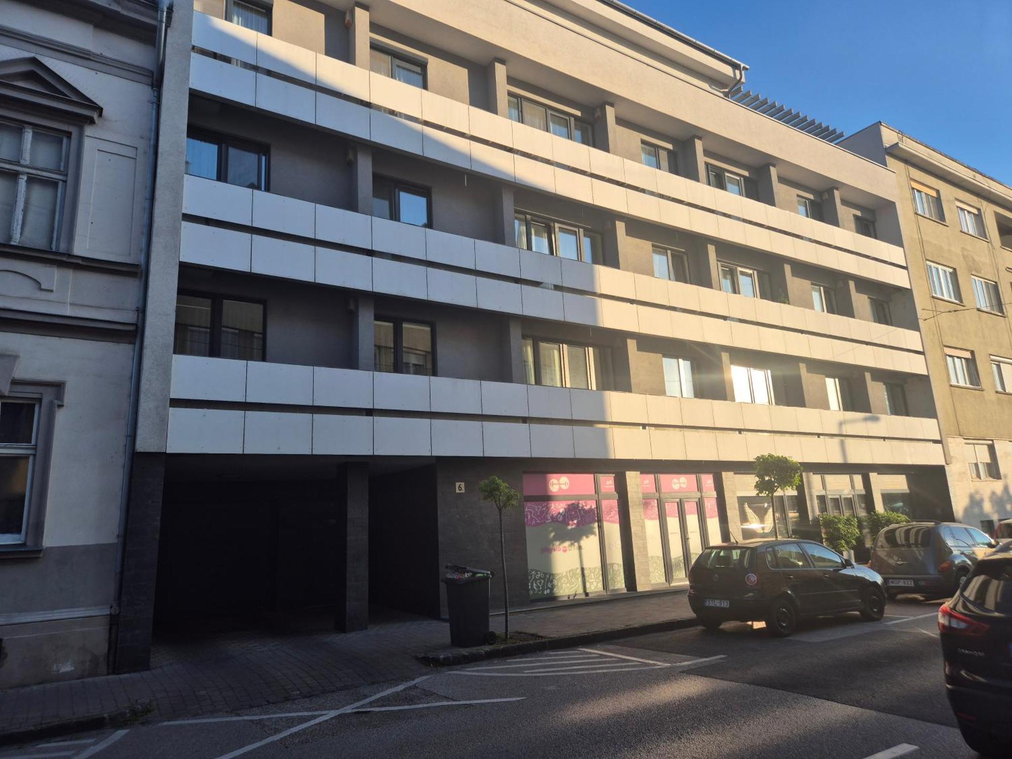 Sunshine Apartman With Free Parking غيور المظهر الخارجي الصورة